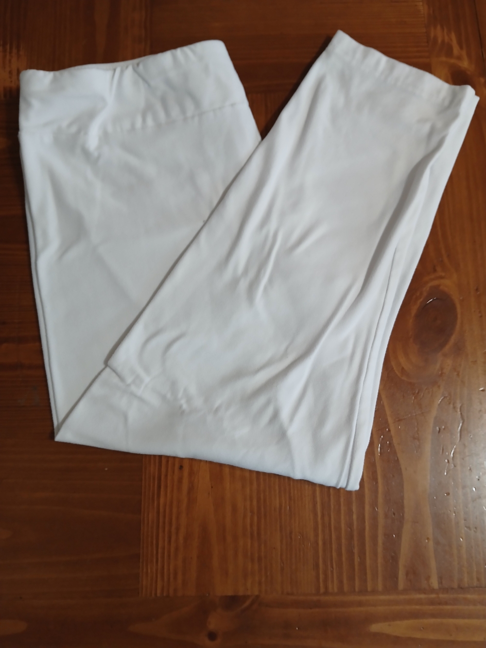 Time and Tru White Women's Stretch Leggings